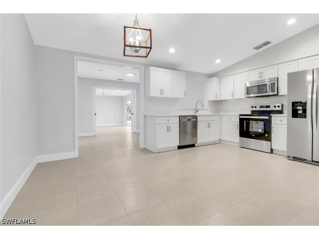 2130 Wilson Boulevard N Naples FL 34120 226009470 image16