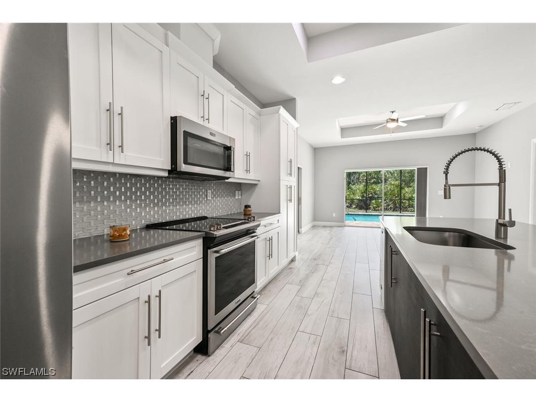 2131 22nd Avenue NE Naples FL 34120 223044739 image1