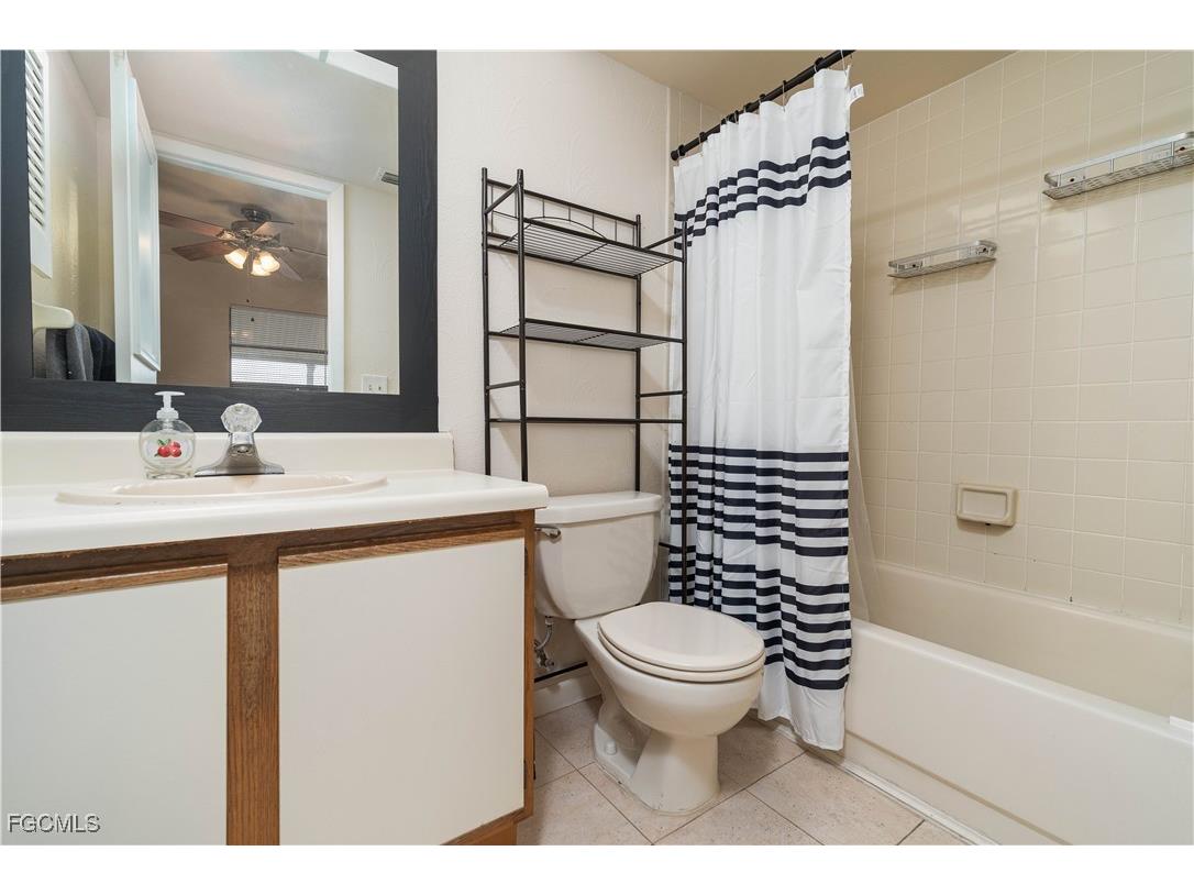 2131 Crystal Drive #24 Fort Myers FL 33907 2025009272 image23