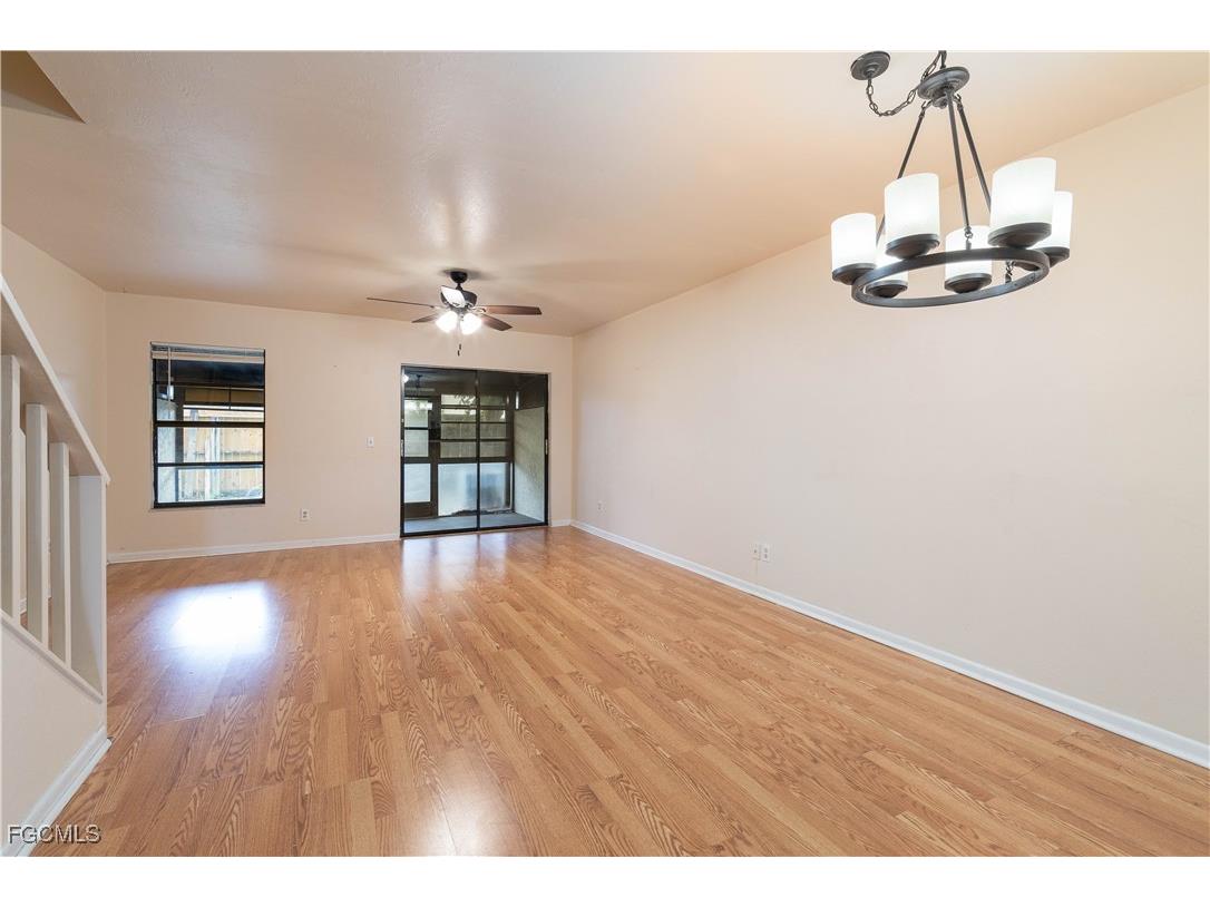 2131 Crystal Drive #24 Fort Myers FL 33907 2025009272 image4