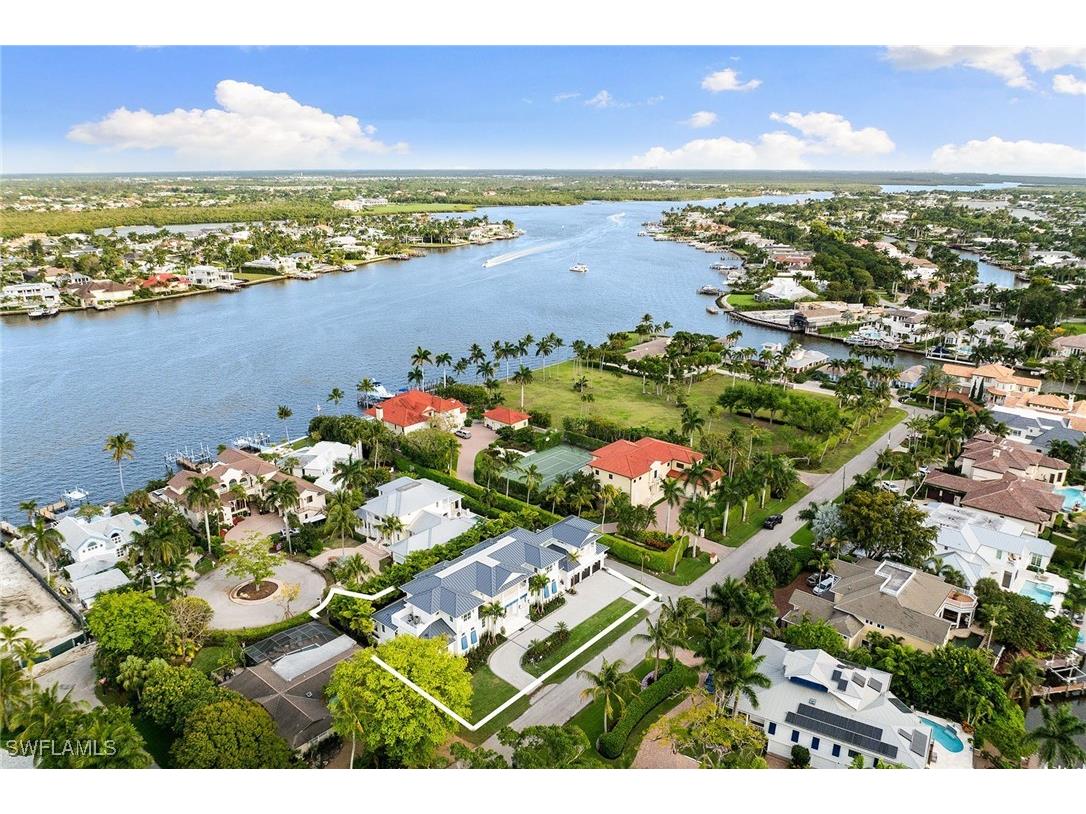 2131 Marina Drive Naples FL 34102 225070240 image44