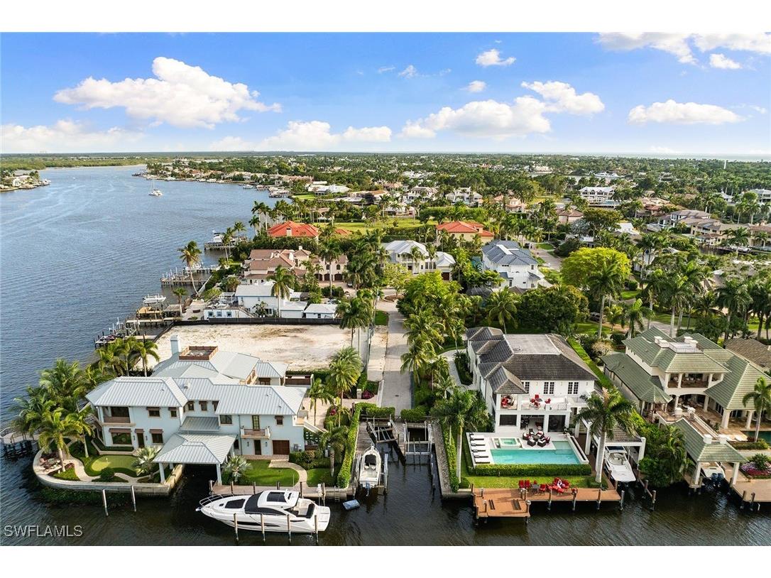 2131 Marina Drive Naples FL 34102 225070240 image45