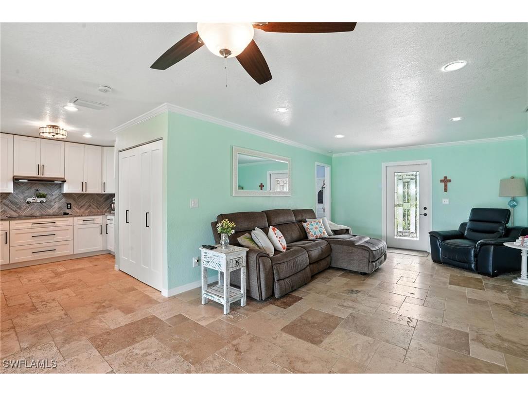 2131 Saint Croix Avenue Fort Myers FL 33905 225063048 image6