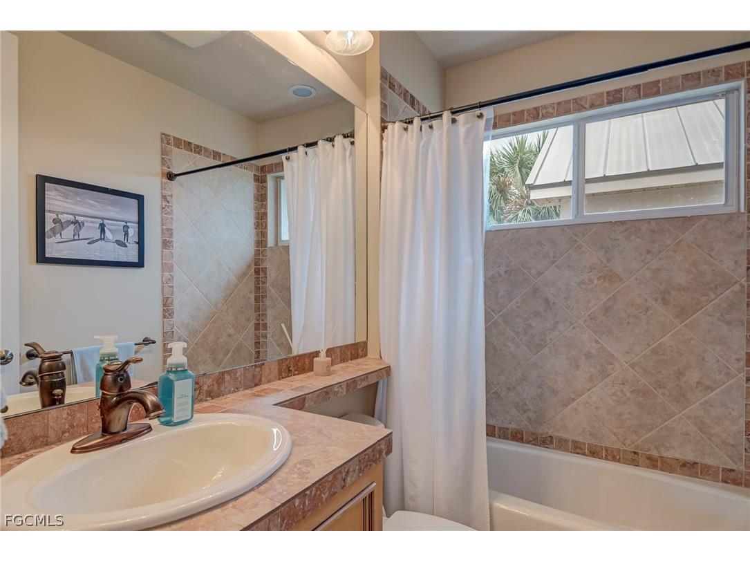 2131 Silk Bay Boulevard Alva FL 33920 2026007566 image31