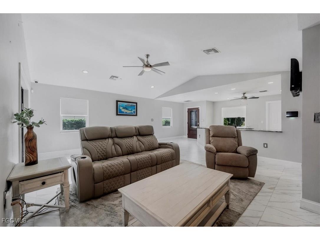 2132 Barbados Avenue Fort Myers FL 33905 2025025114 image24