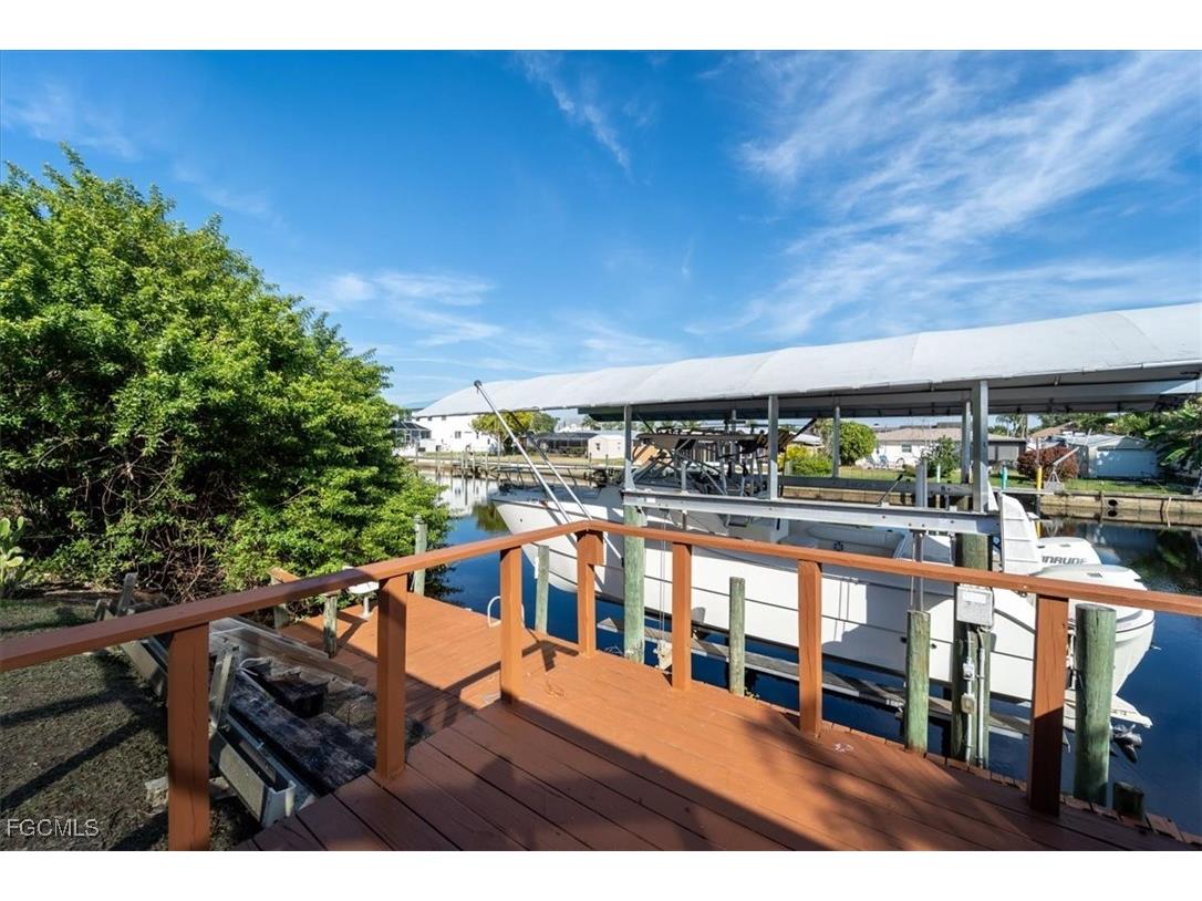 2132 Barbados Avenue Fort Myers FL 33905 2025025114 image41