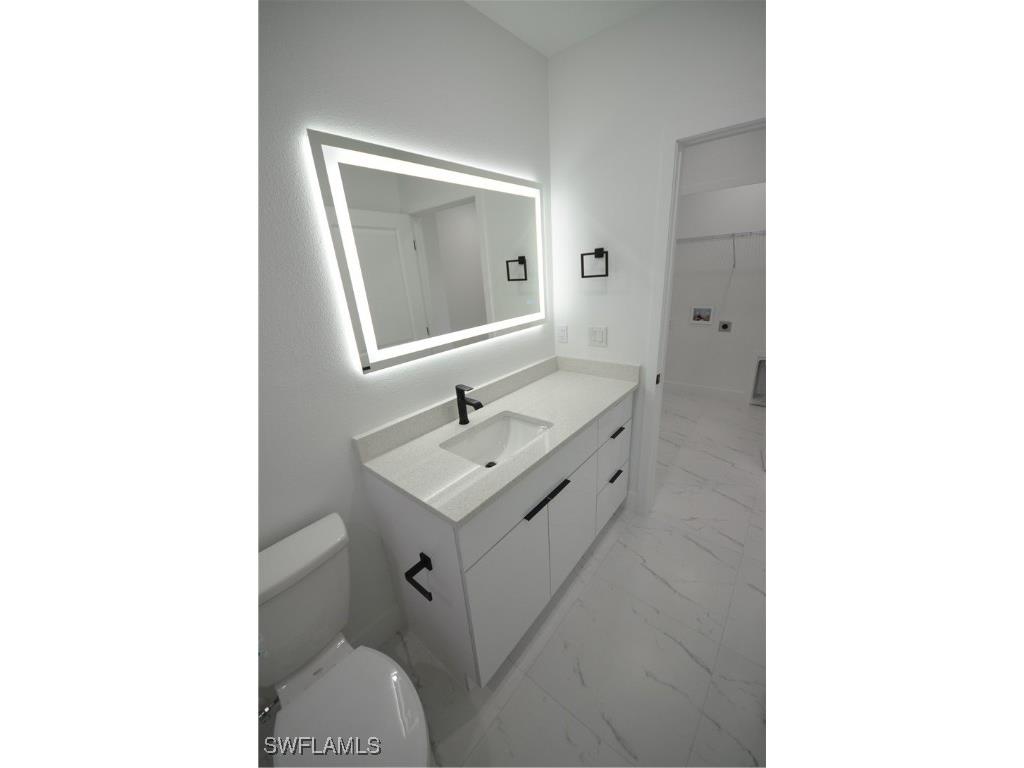 2132 Barker Boulevard Fort Myers FL 33916 225054260 image11