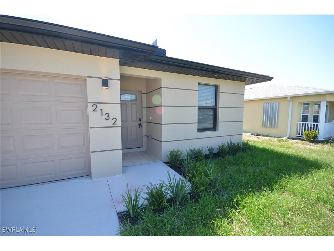 2132 Barker Boulevard Fort Myers FL 33916 225054260 image2