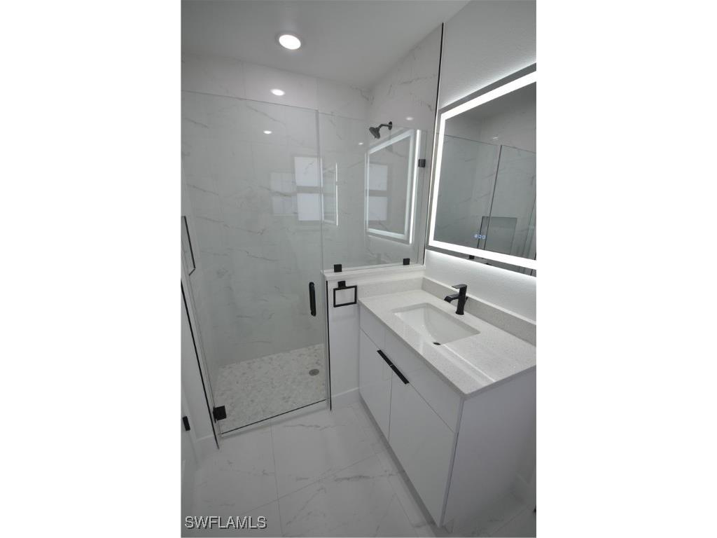 2132 Barker Boulevard Fort Myers FL 33916 225054260 image24