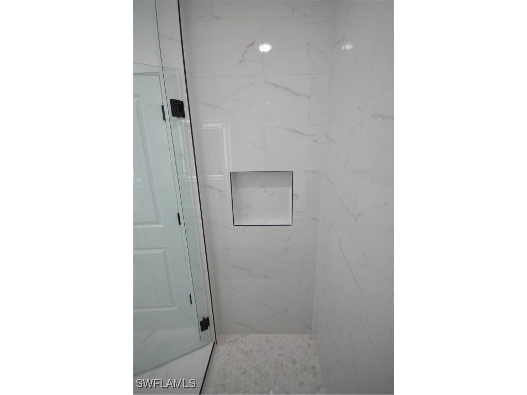 2132 Barker Boulevard Fort Myers FL 33916 225054260 image26