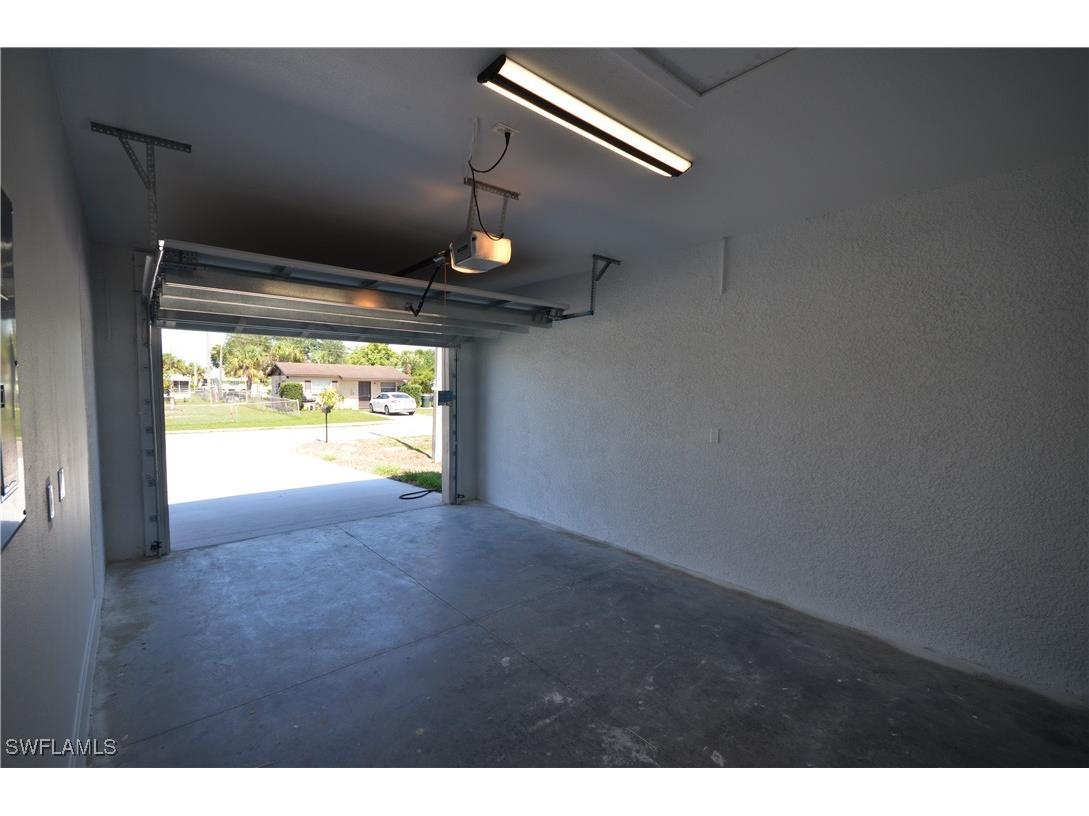 2132 Barker Boulevard Fort Myers FL 33916 225054260 image28