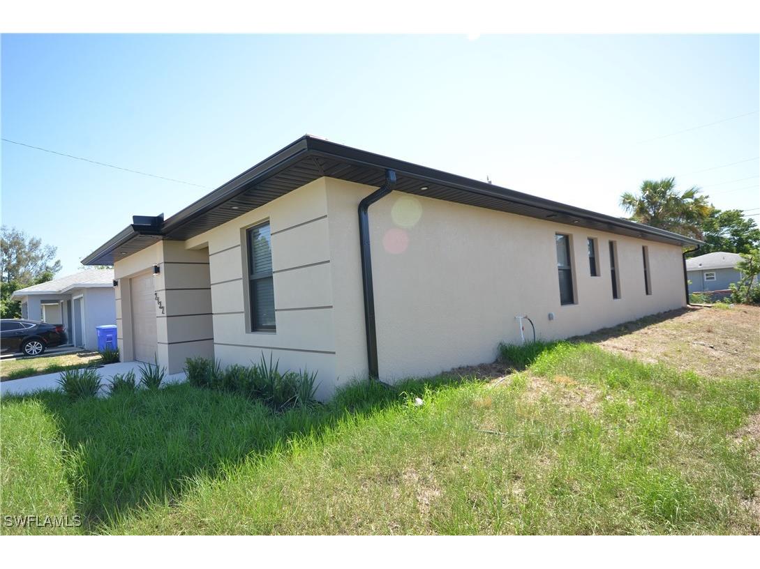 2132 Barker Boulevard Fort Myers FL 33916 225054260 image34