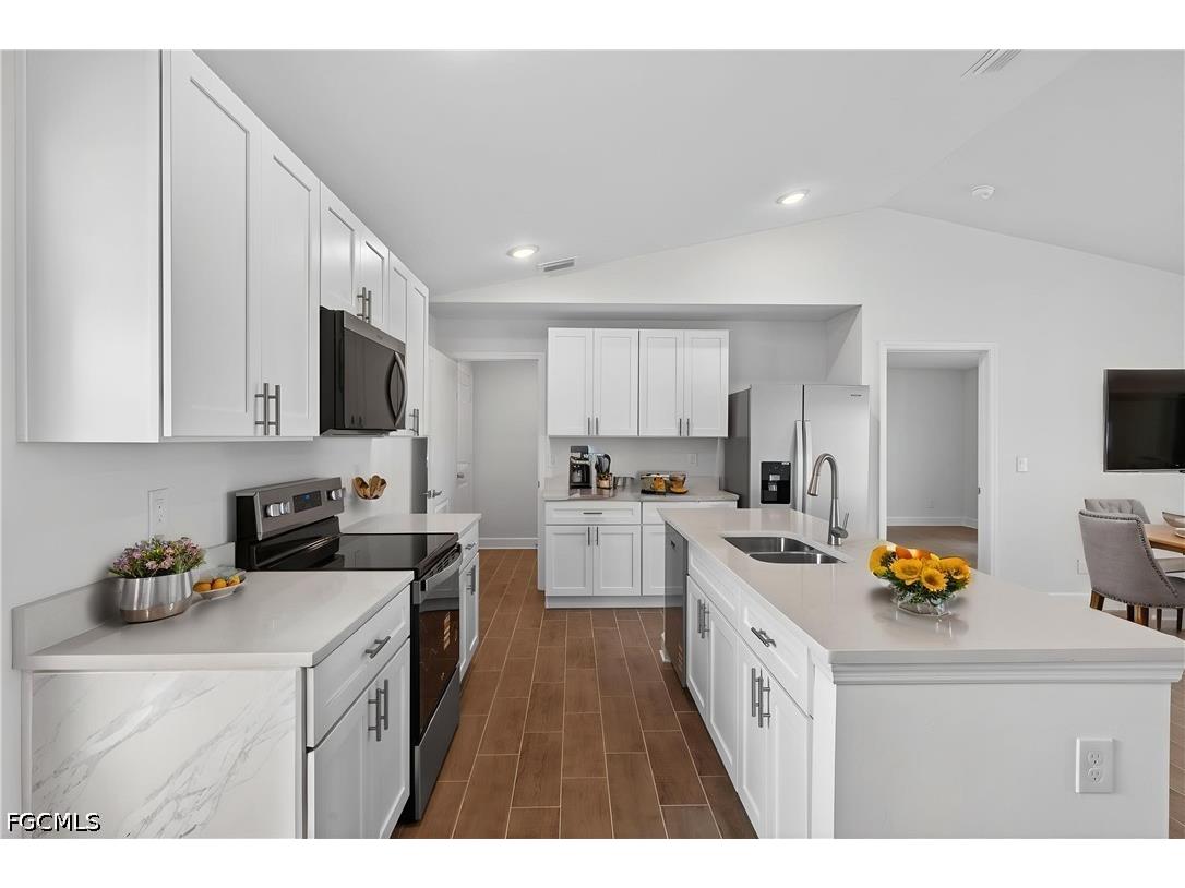 2132 NW 16th Place Cape Coral FL 33993 2026016538 image3