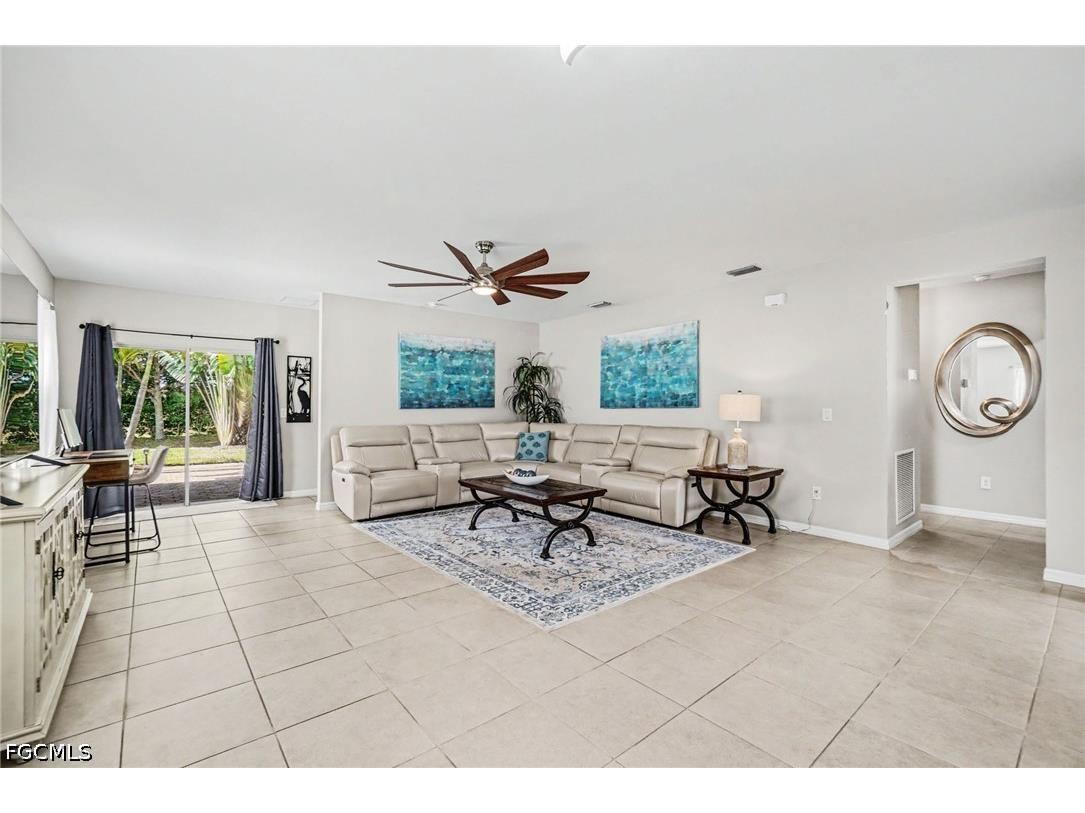 2132 Pigeon Plum Way North Fort Myers FL 33917 2026020116 image3