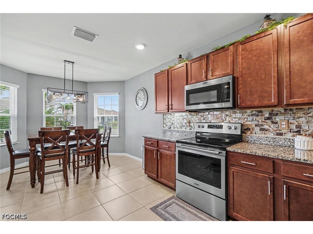 2132 Pigeon Plum Way North Fort Myers FL 33917 2026020116 image8