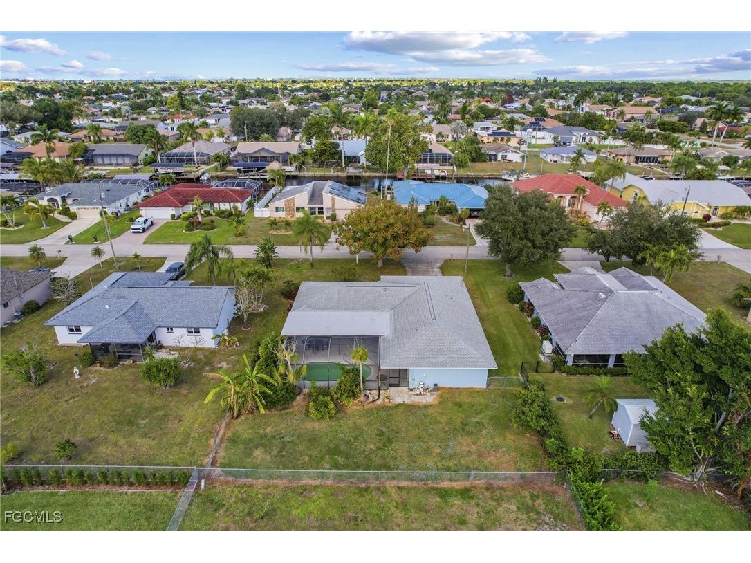 2132 SE 15th Street Cape Coral FL 33990 2025025077 image33