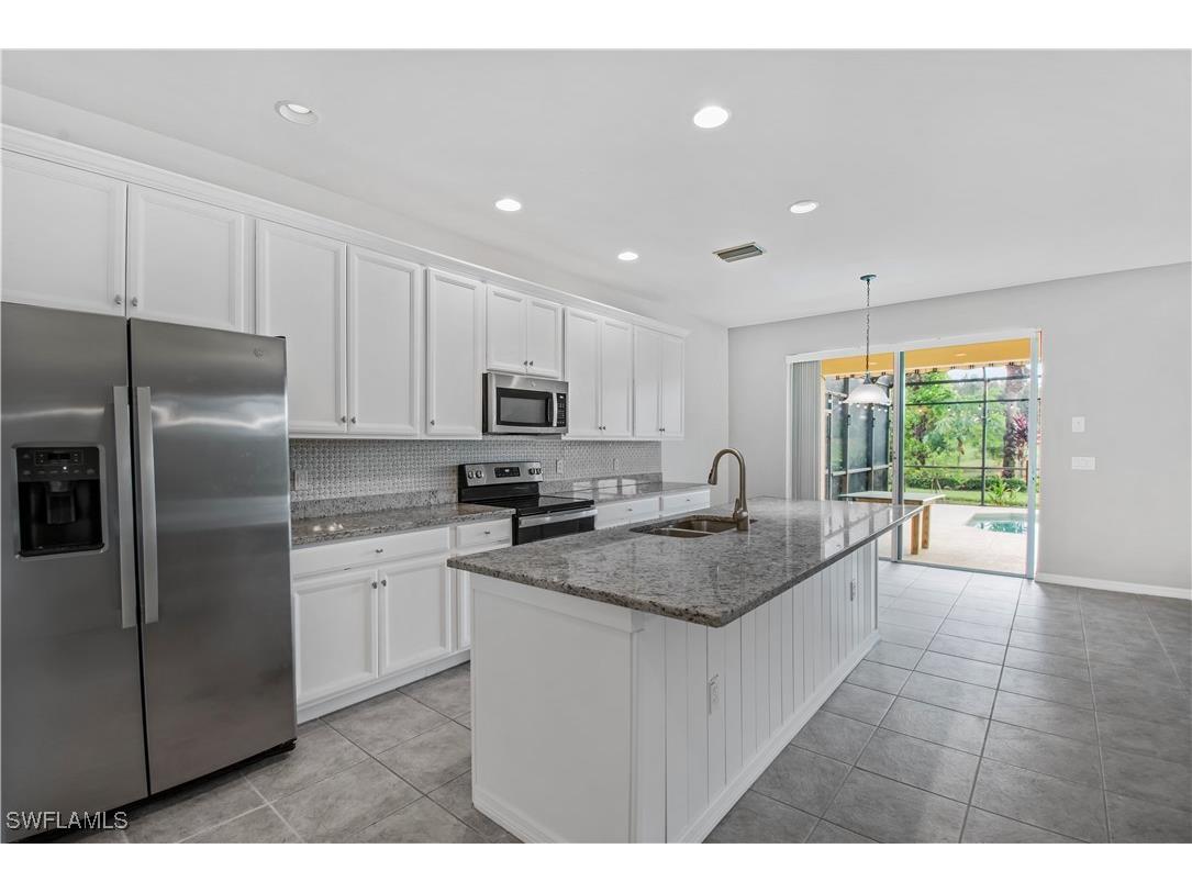 2133 Fairmont Lane Naples FL 34120 225075181 image6