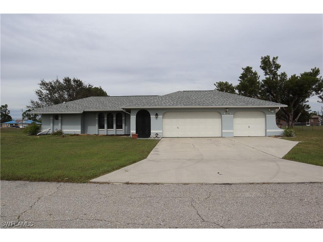 2133 NE 27th Terrace Cape Coral FL 33909 223088032 image1