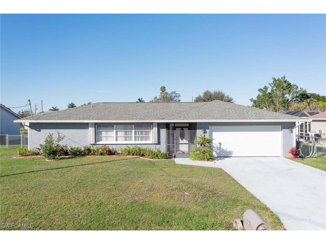 2133 SE 15th Terrace Cape Coral FL 33990 224016581 image1