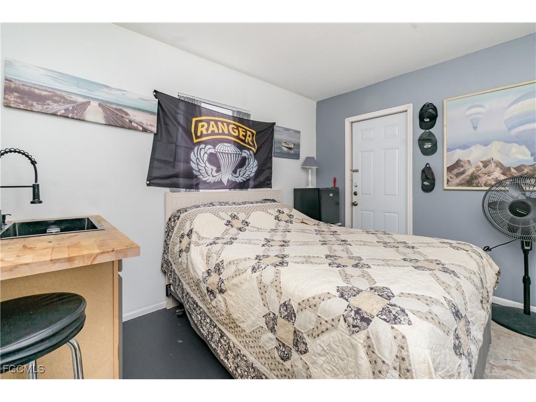 2133 SW 5th Avenue Cape Coral FL 33991 2025015399 image25