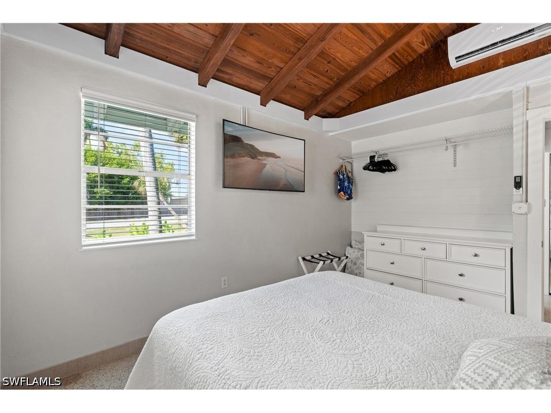 2134 Palm Street Naples FL 34119 226016730 image13