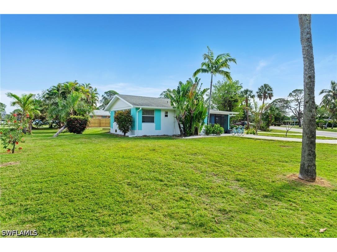 2134 Palm Street Naples FL 34119 226016730 image22