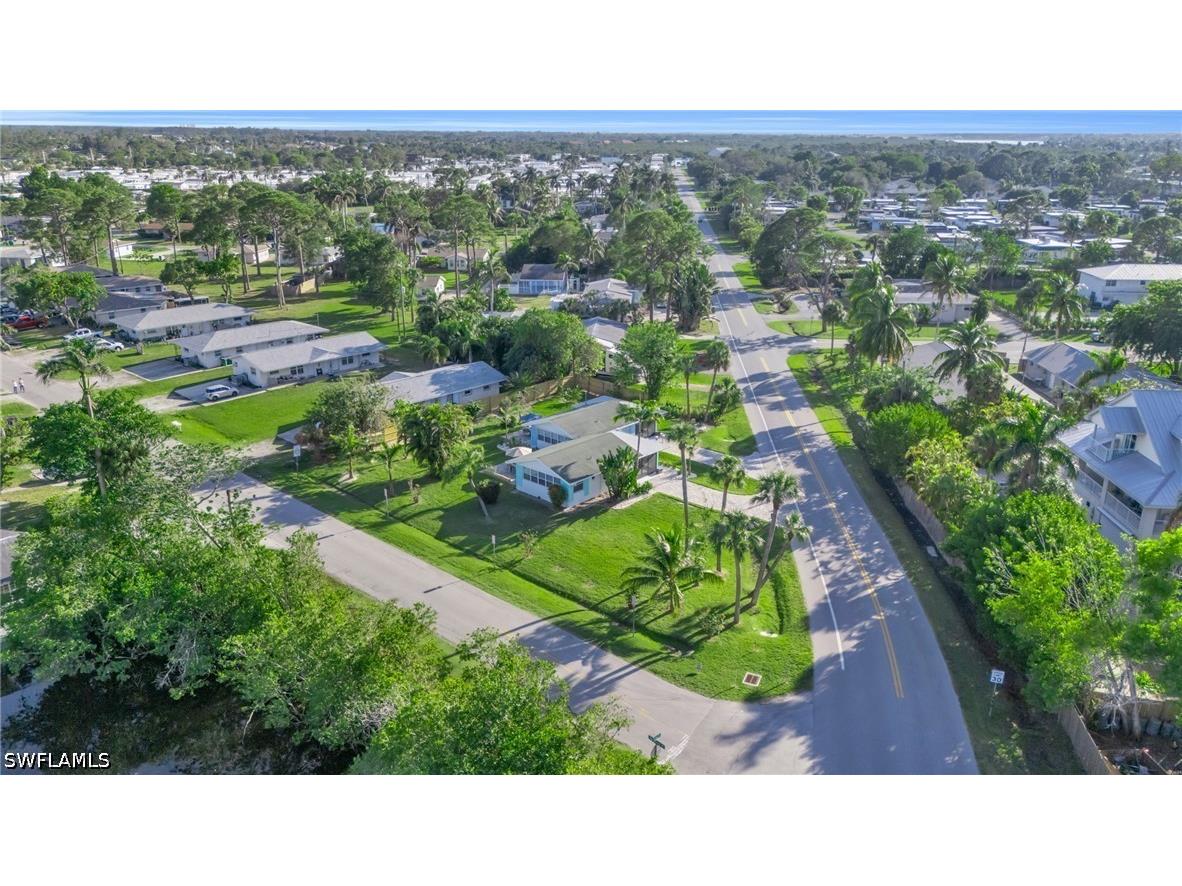 2134 Palm Street Naples FL 34119 226016730 image27