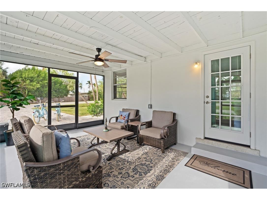 2134 Palm Street Naples FL 34119 226016730 image3