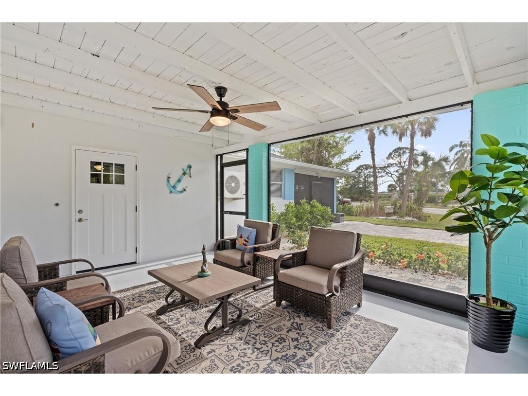 2134 Palm Street Naples FL 34119 226016730 image4