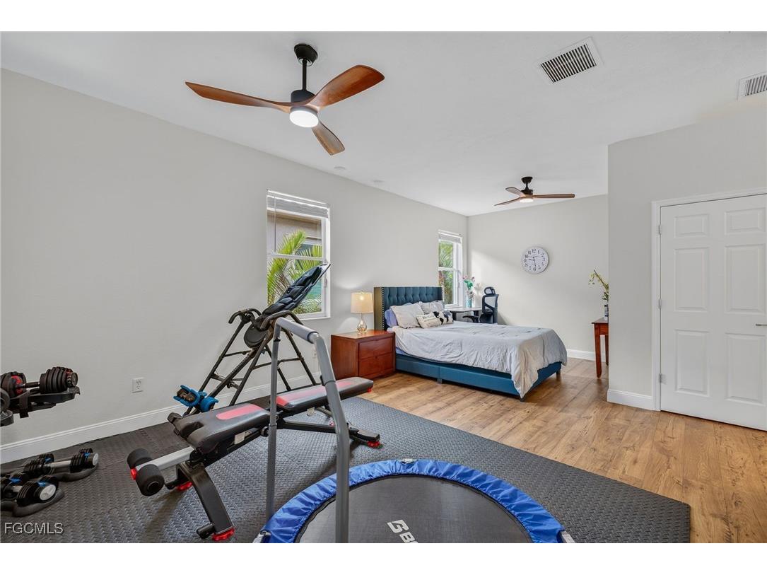 21348 Velino Lane Estero FL 33928 2025015099 image18