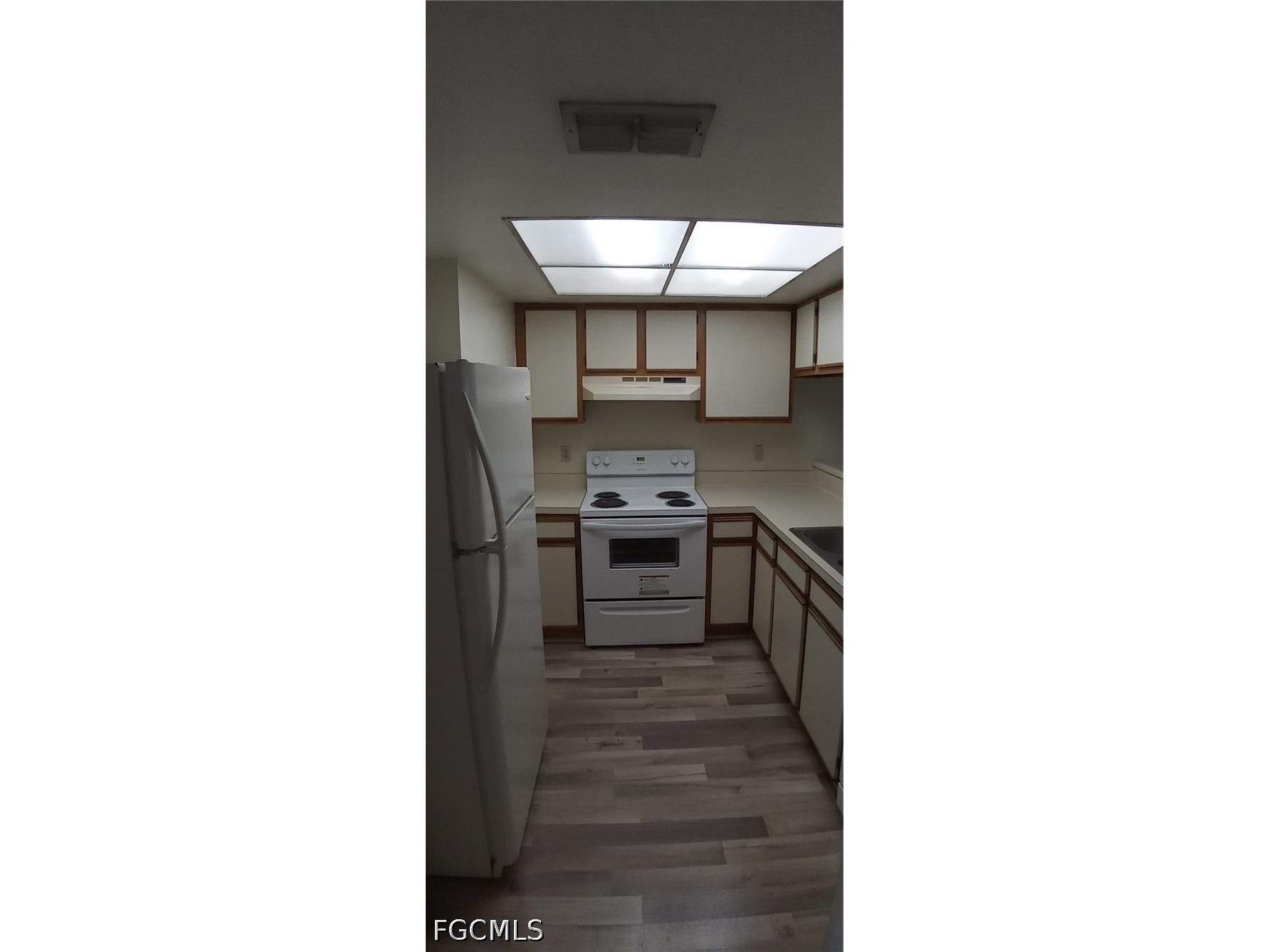 2135 Crystal Drive #45 Fort Myers FL 33907 2026016870 image14