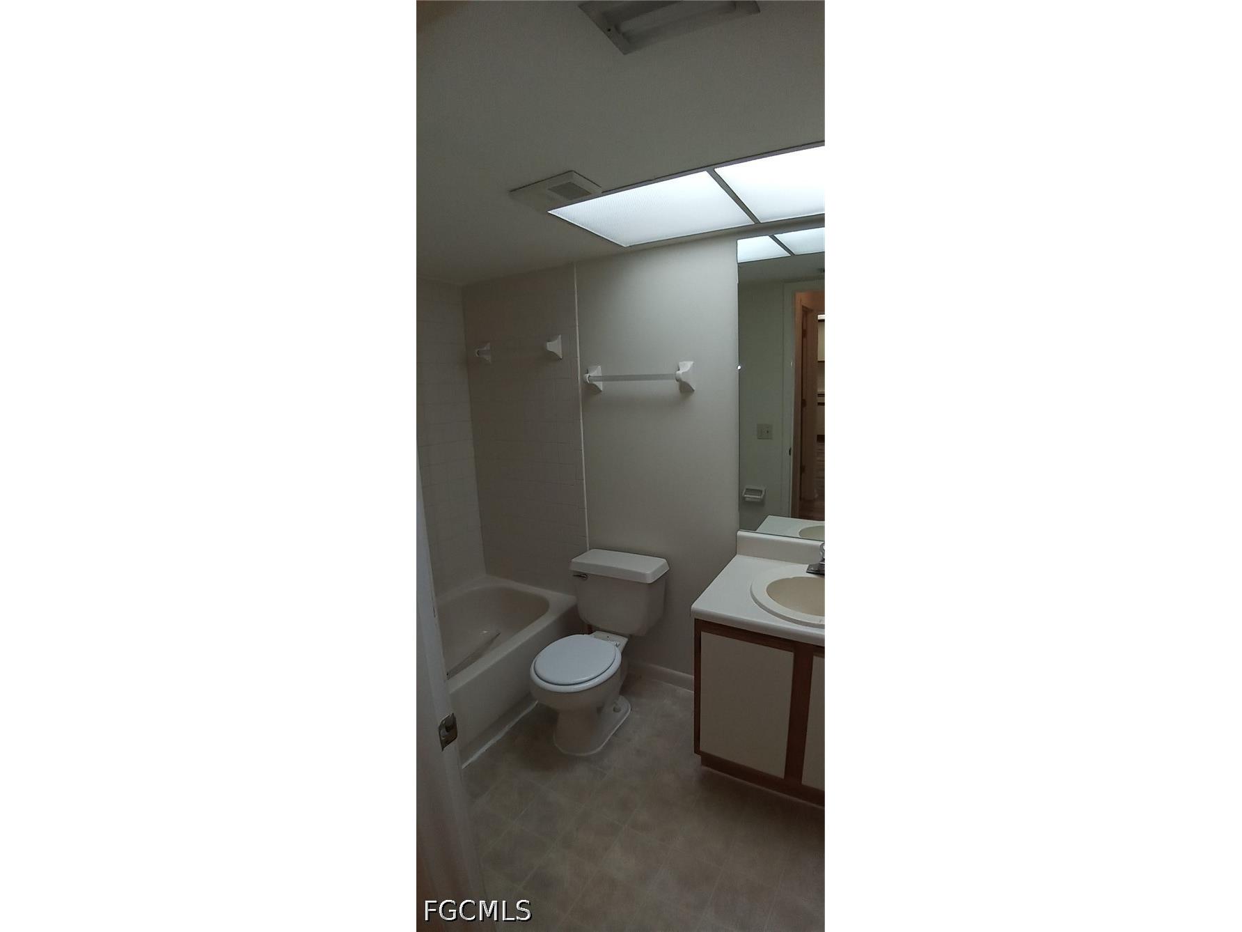2135 Crystal Drive #45 Fort Myers FL 33907 2026016870 image18