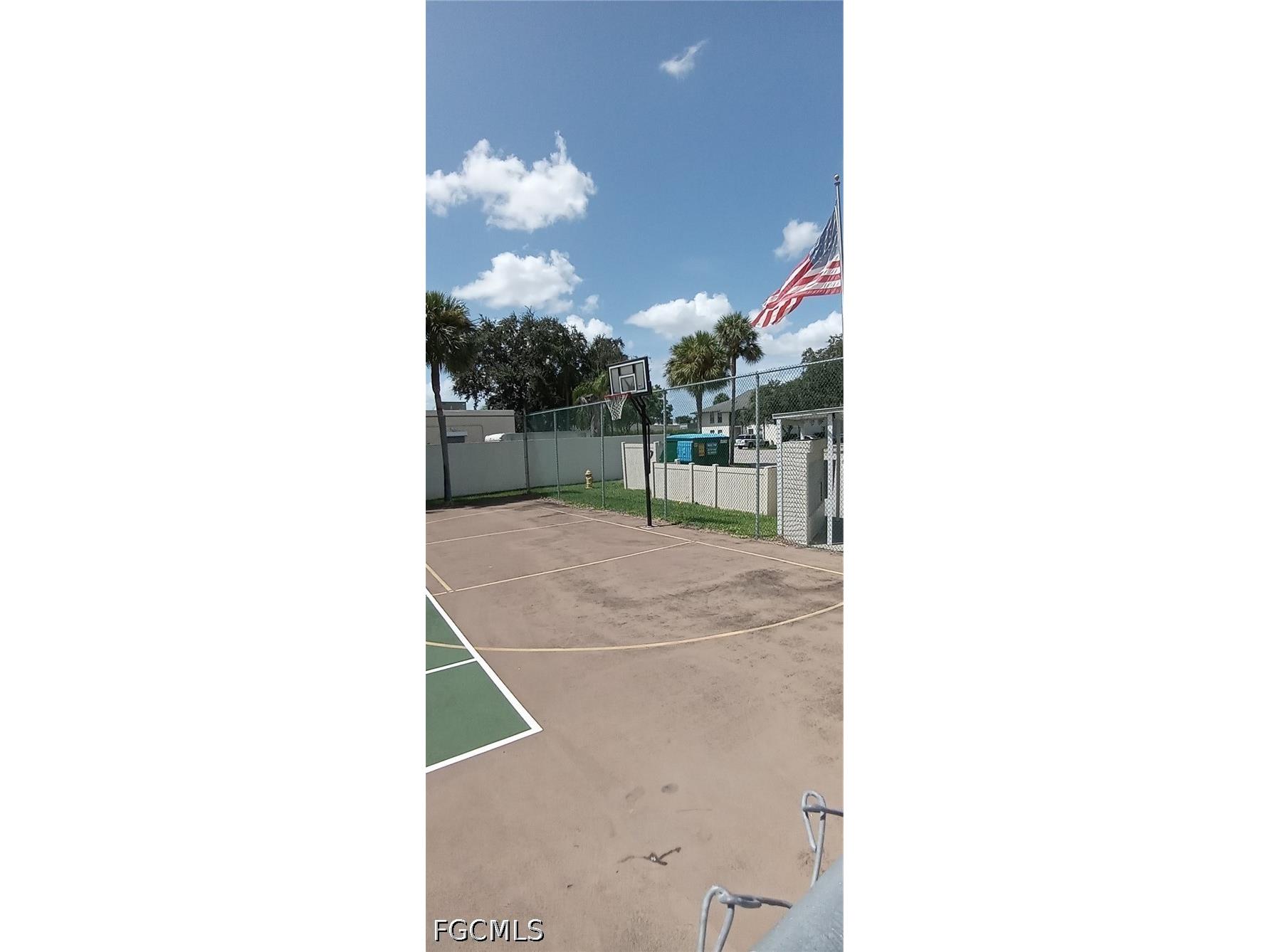 2135 Crystal Drive #45 Fort Myers FL 33907 2026016870 image7