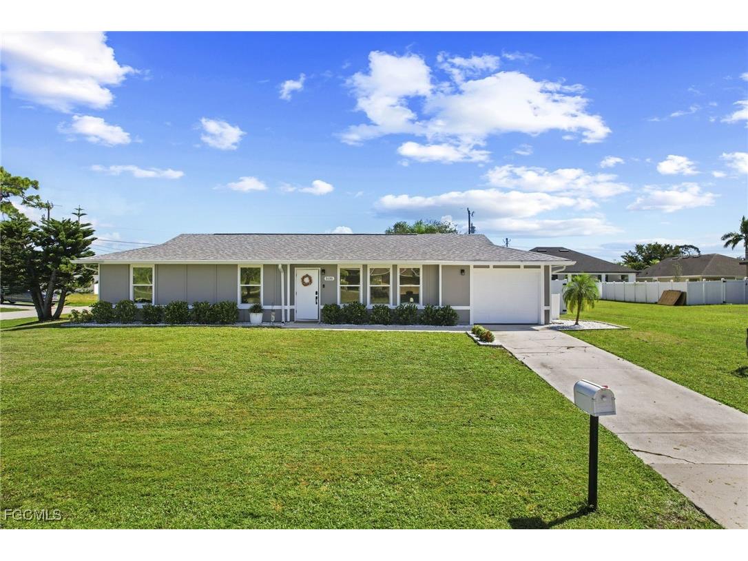 2135 SW 3rd Place Cape Coral FL 33991 2025014873 image1