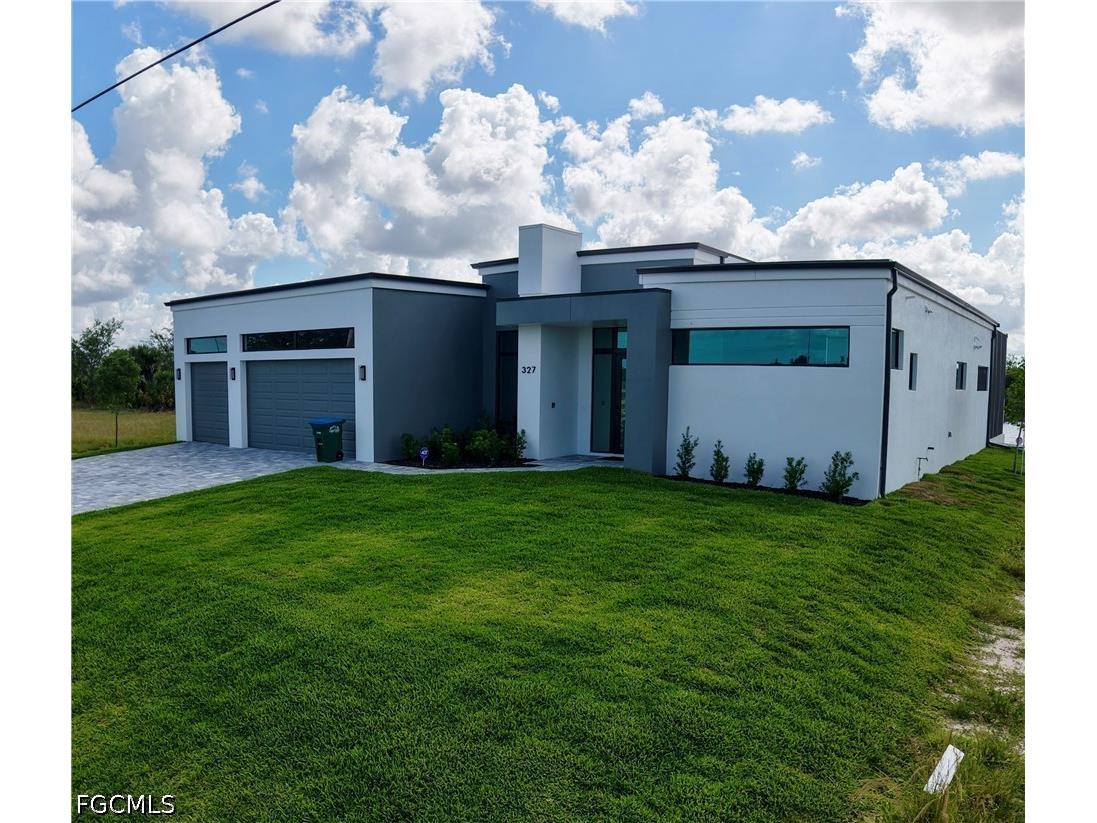 2135 SW 8th Place Cape Coral FL 33991 2026023194 image1