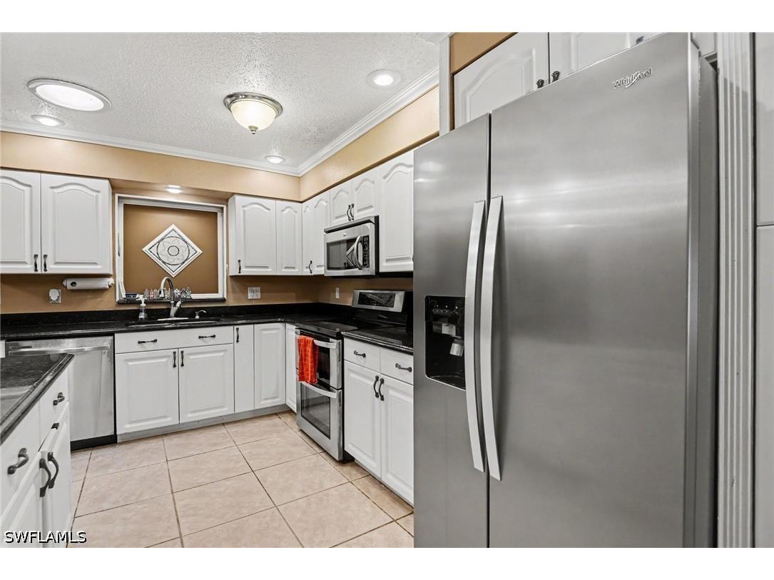 2136 Flora Avenue Fort Myers FL 33907 226022474 image6
