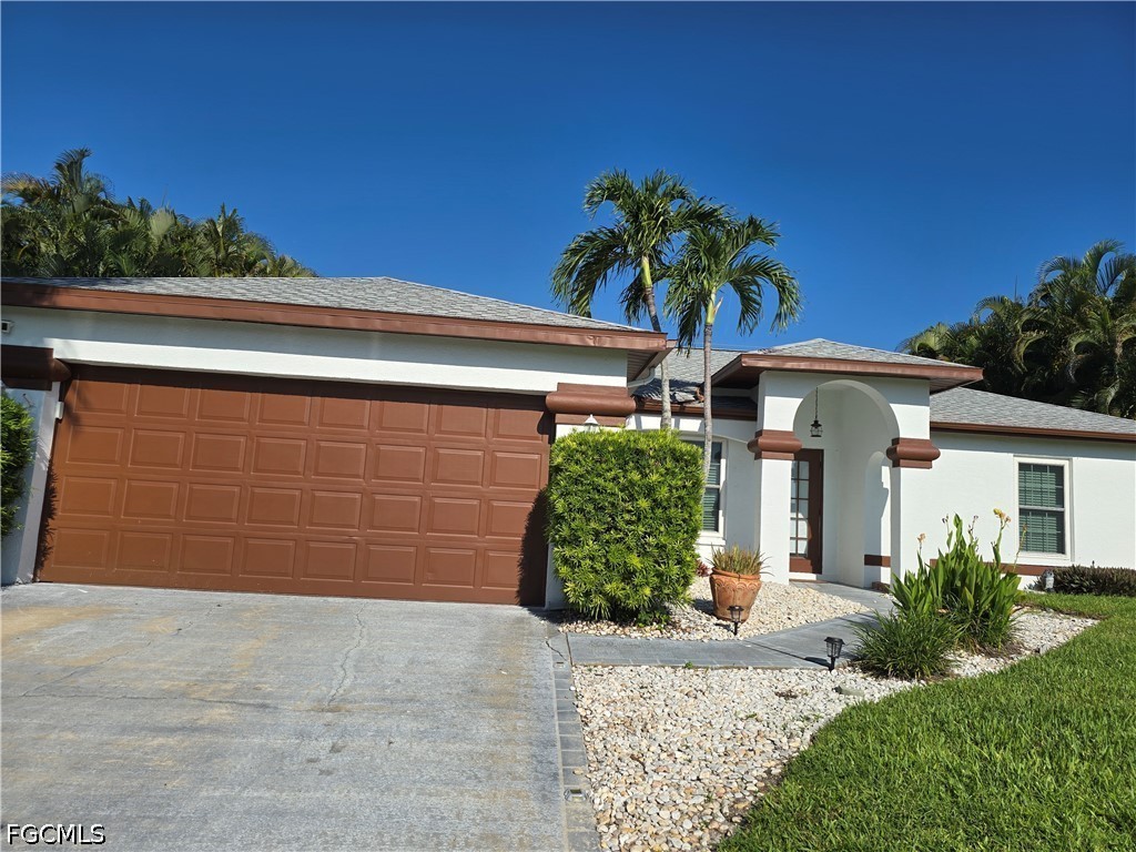 2136 SE 8th Avenue Cape Coral FL 33990 2026027340 image1