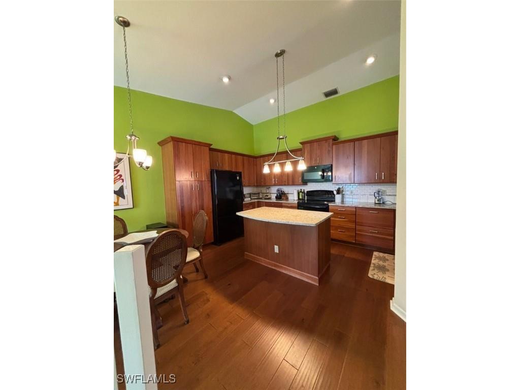 2136 Tama Circle #202 Naples FL 34112 225081260 image12