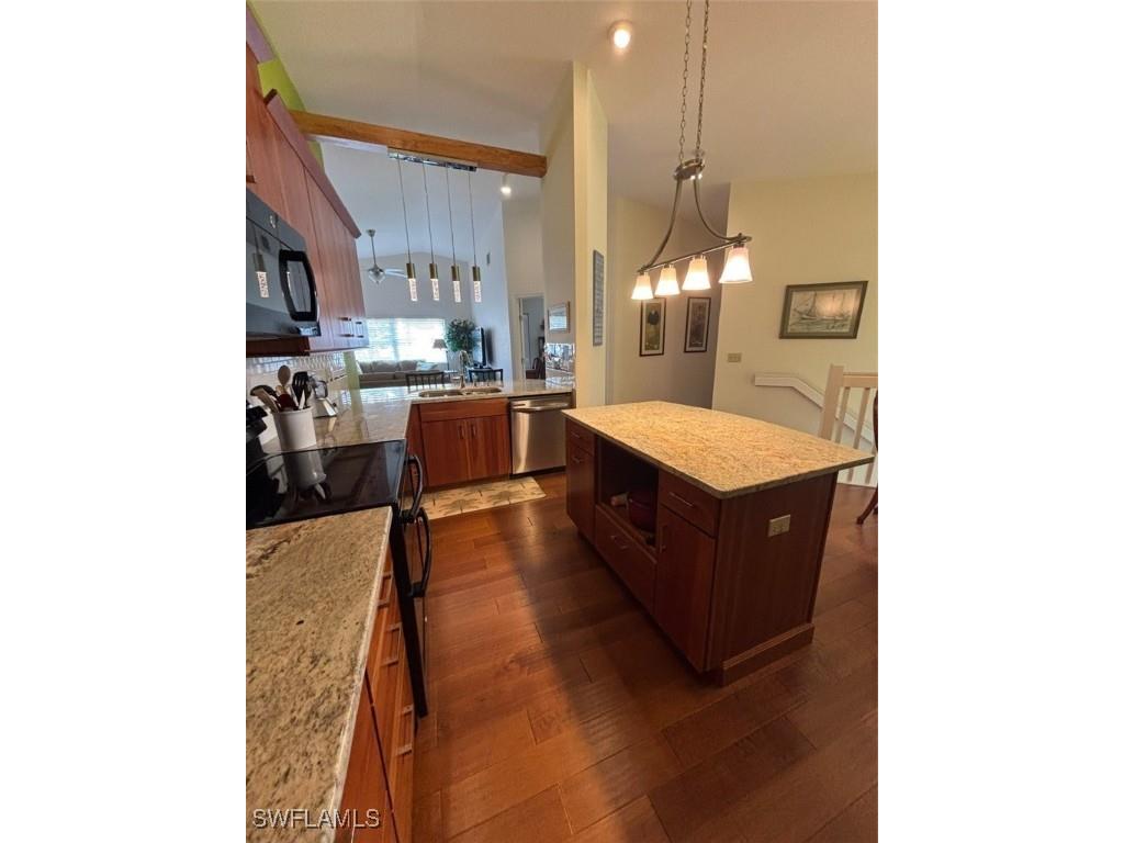 2136 Tama Circle #202 Naples FL 34112 225081260 image9