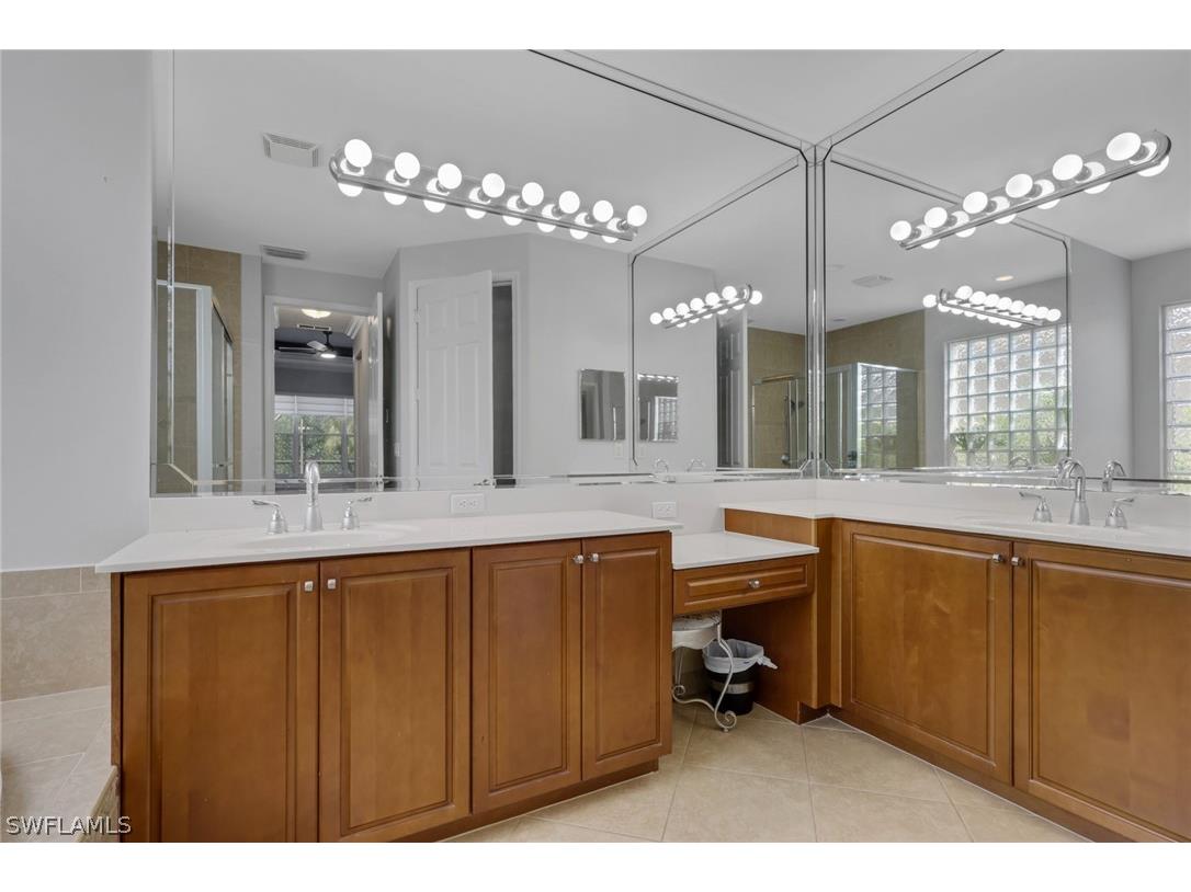 2137 Isla De Palma Circle Naples FL 34119 226008019 image15