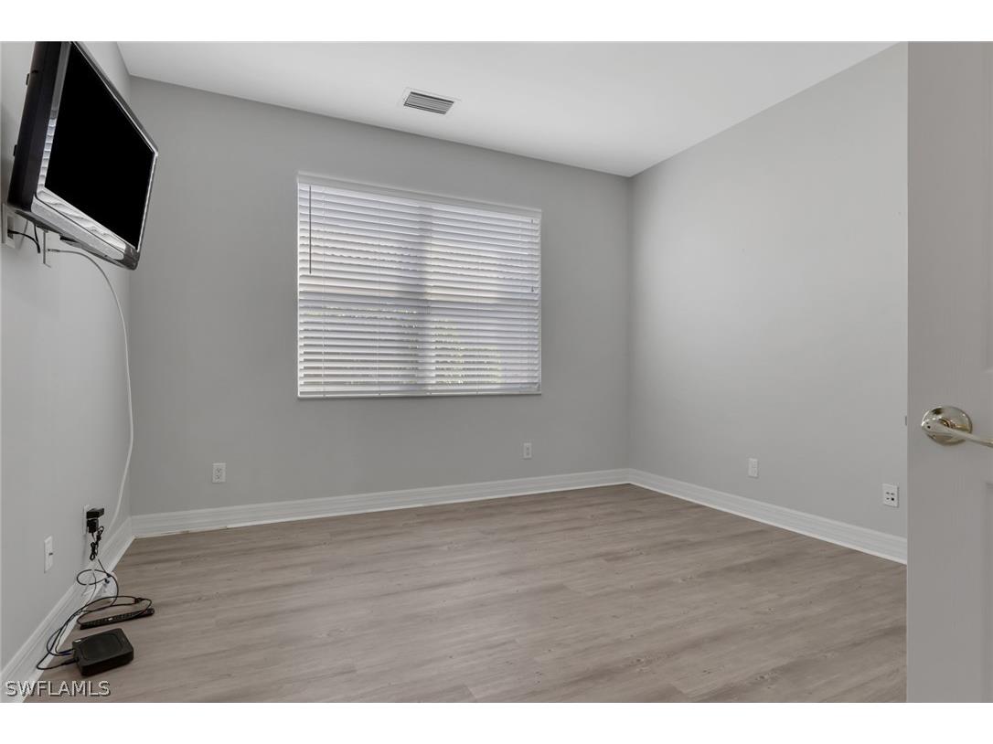 2137 Isla De Palma Circle Naples FL 34119 226008019 image18