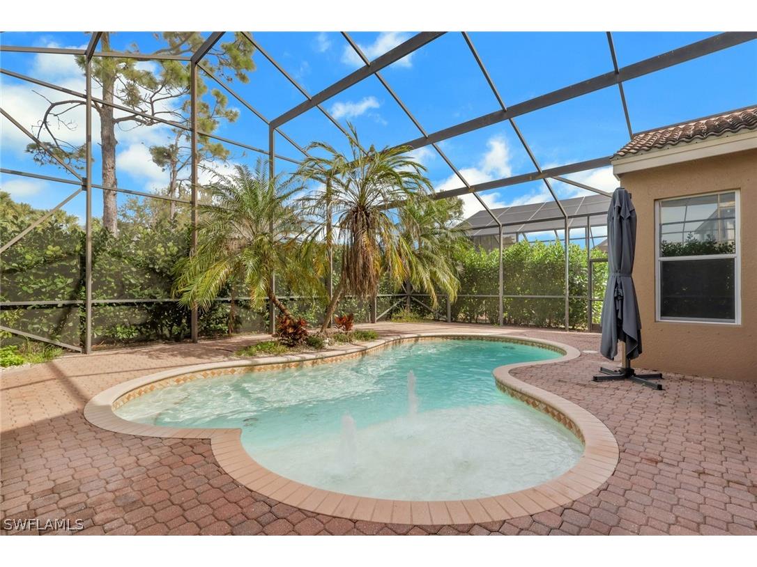 2137 Isla De Palma Circle Naples FL 34119 226008019 image2