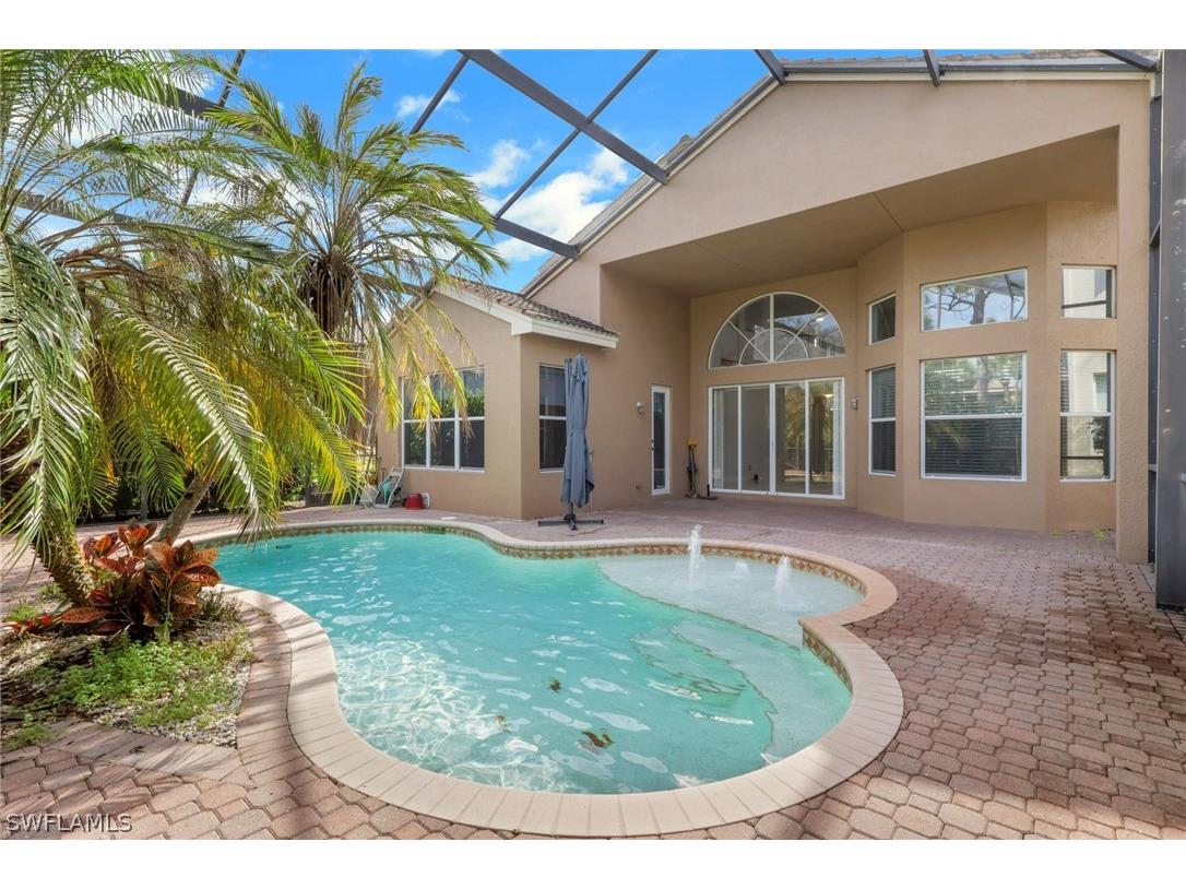 2137 Isla De Palma Circle Naples FL 34119 226008019 image3