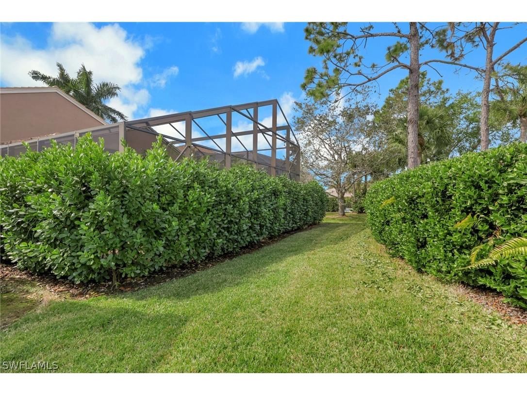 2137 Isla De Palma Circle Naples FL 34119 226008019 image6
