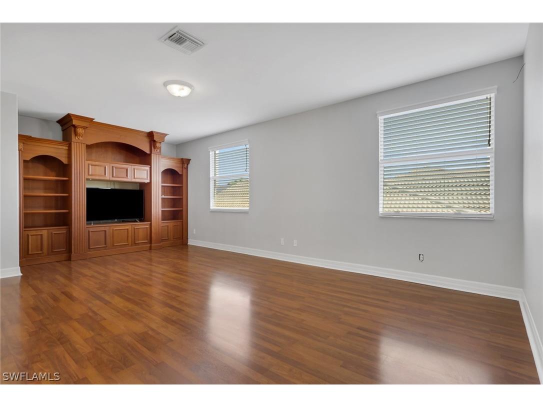 2137 Isla De Palma Circle Naples FL 34119 226008019 image7