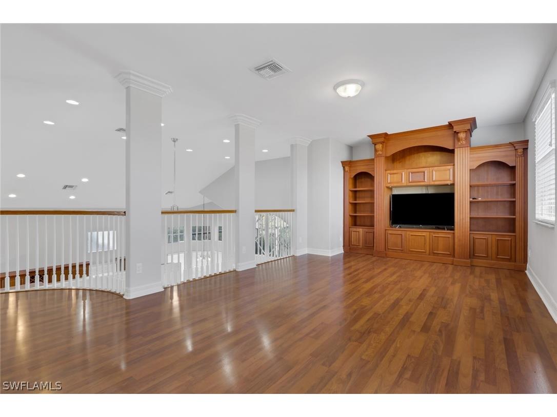 2137 Isla De Palma Circle Naples FL 34119 226008019 image8