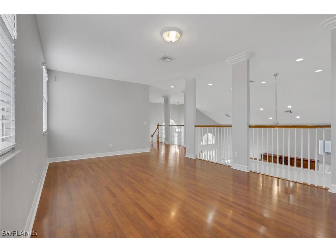 2137 Isla De Palma Circle Naples FL 34119 226008019 image9