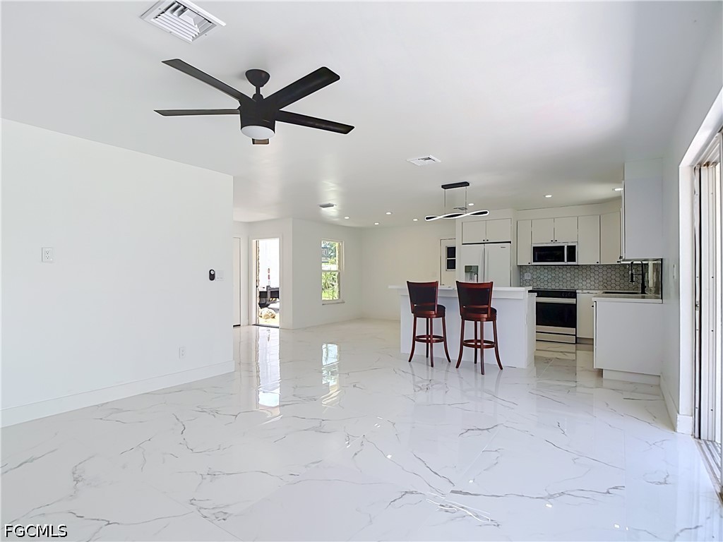 2137 Saint Croix Avenue Fort Myers FL 33905 2026026418 image11