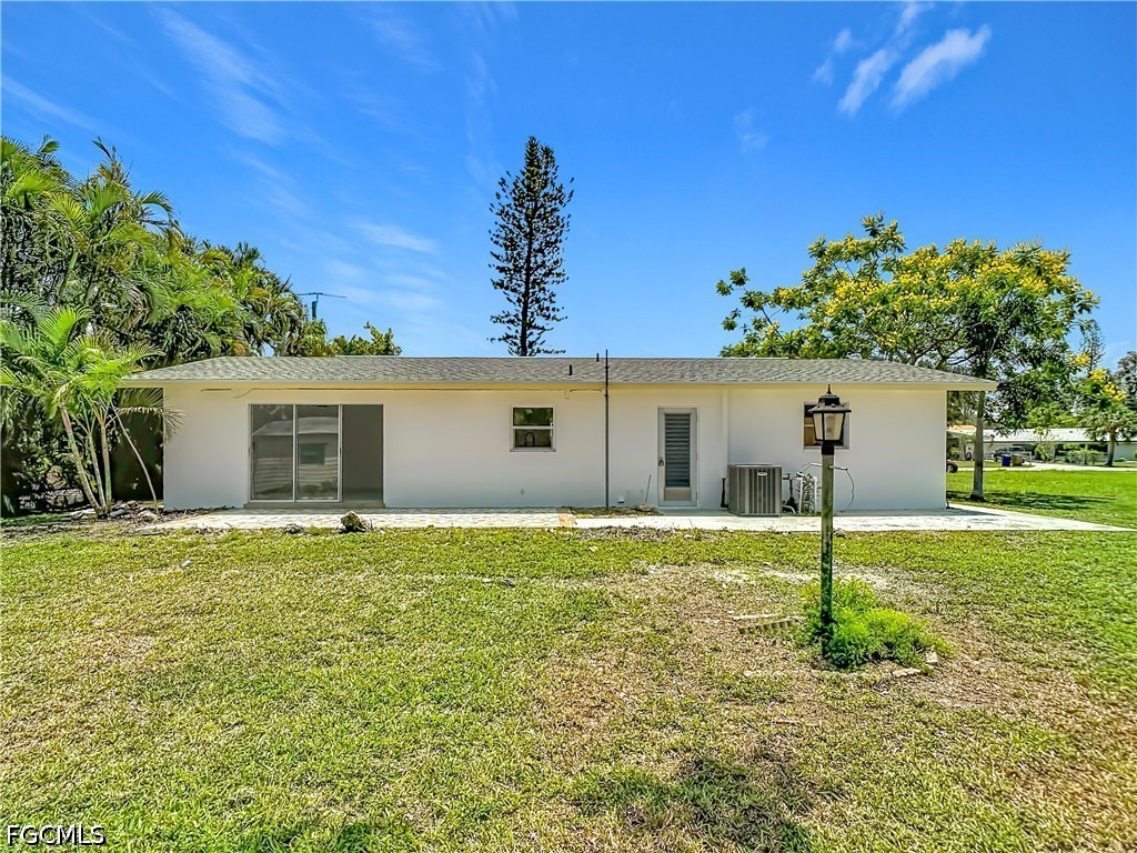 2137 Saint Croix Avenue Fort Myers FL 33905 2026026418 image27