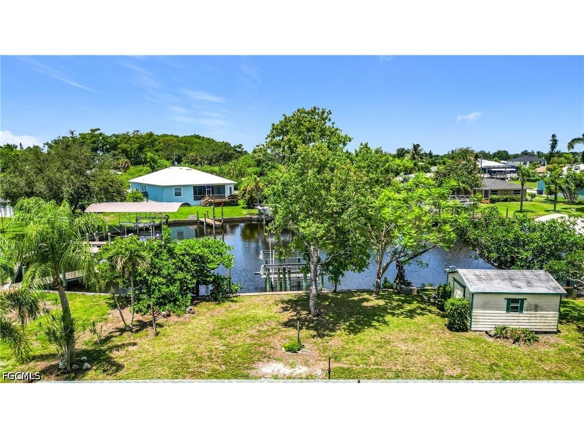 2137 Saint Croix Avenue Fort Myers FL 33905 2026026418 image29